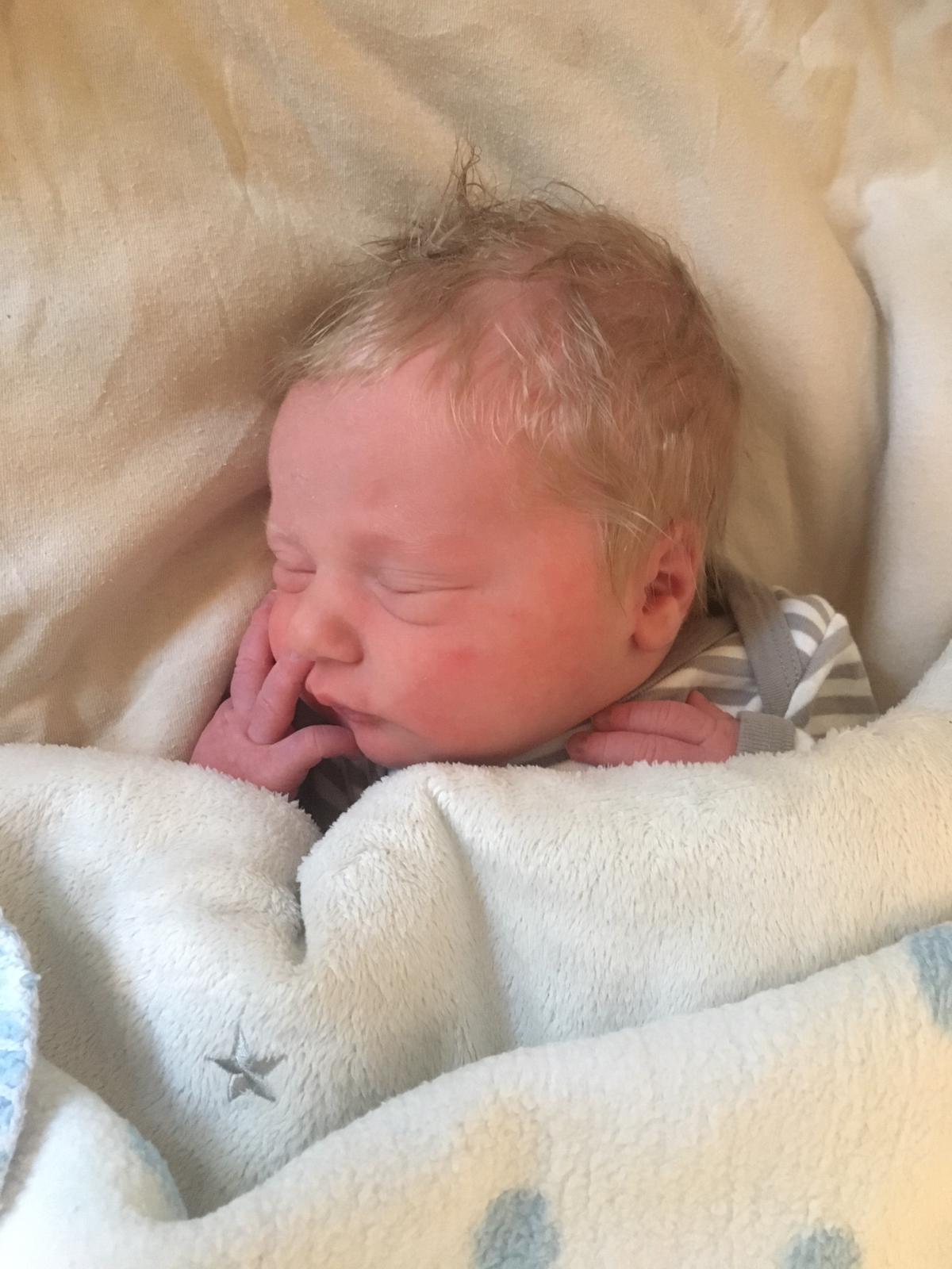 Janetkleijkraamzorg Silas 23-03-2020 (2)